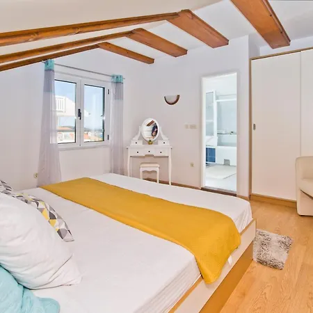 Apartmani Marinka Viskovic Hvar Town Exterior photo