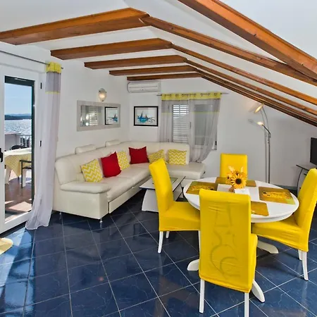 Apartmani Marinka Viskovic Hvar Town Exterior photo