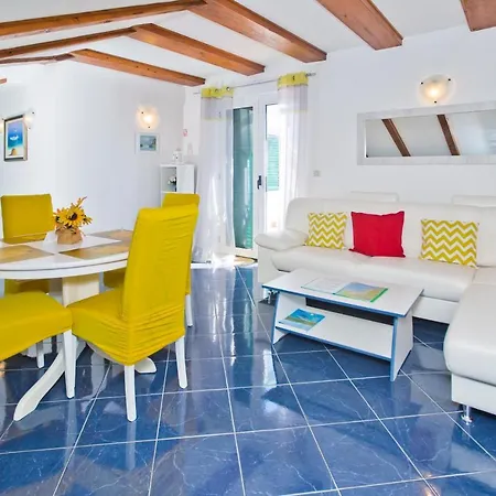 Apartmani Marinka Viskovic Hvar Town Exterior photo