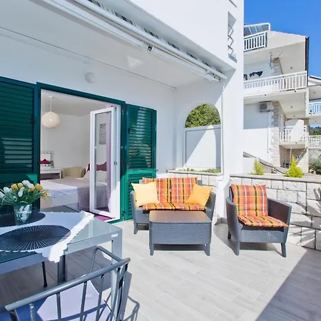 Apartmani Marinka Viskovic Hvar Town Exterior photo