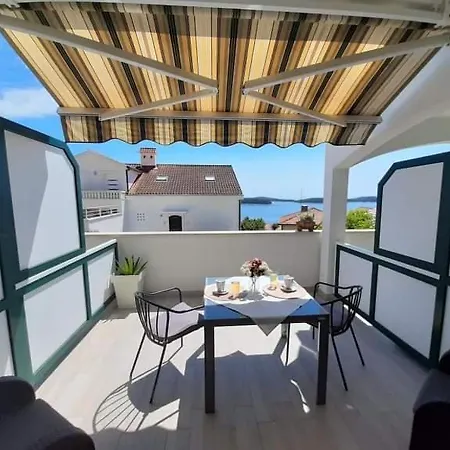 Apartmani Marinka Viskovic Hvar Town Room photo