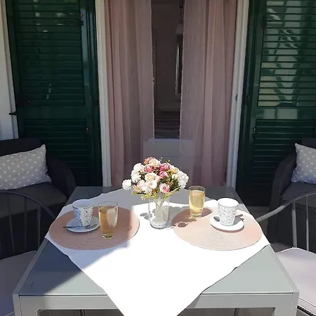 Apartmani Marinka Viskovic Hvar Town Room photo