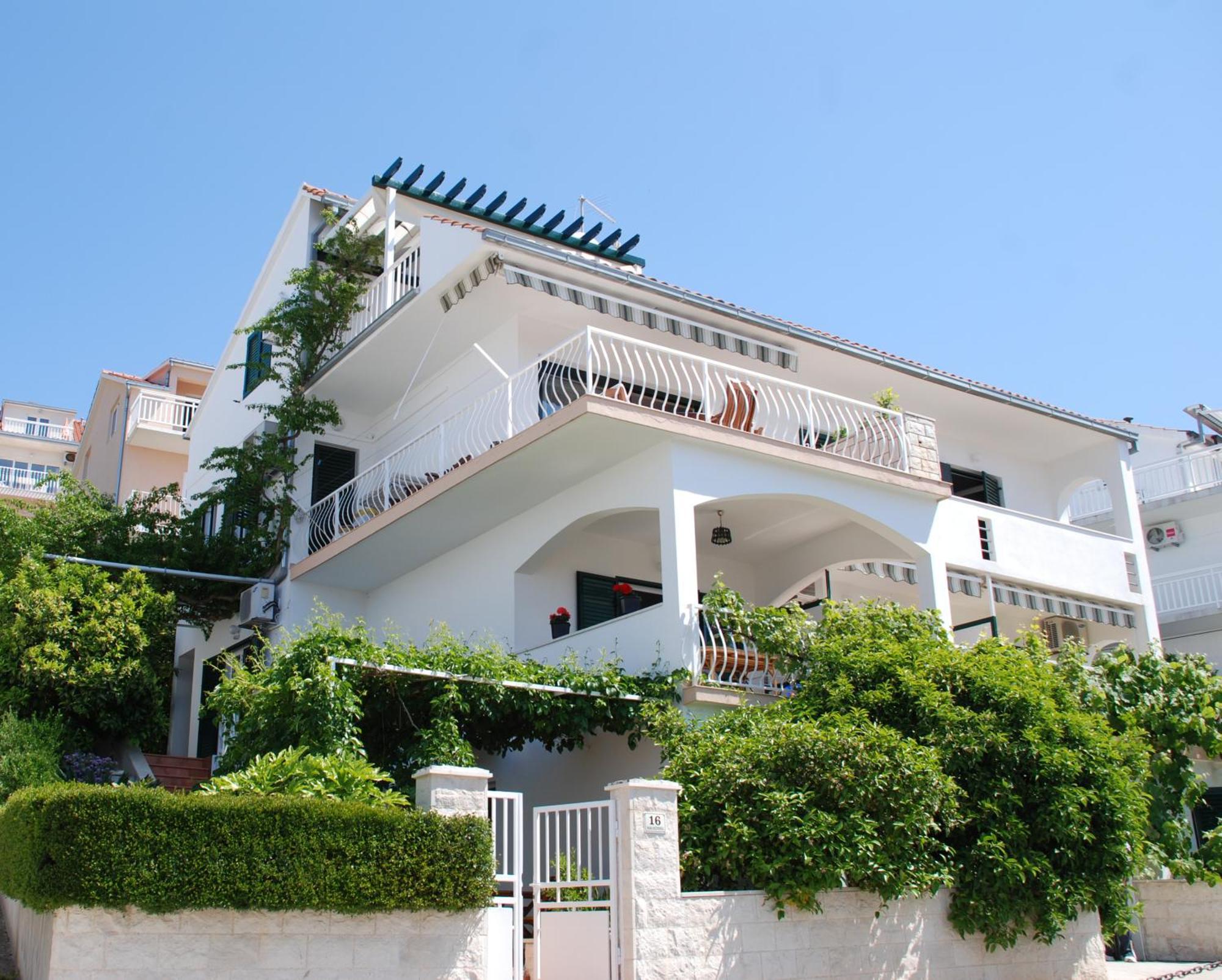 Apartment Marinka Viskovic
