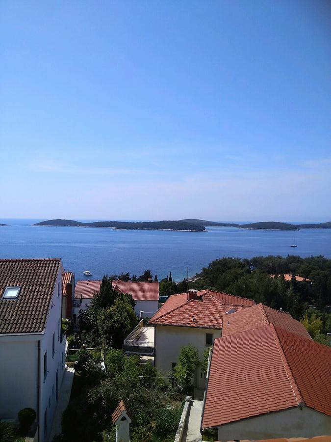Apartment Marinka Viskovic *